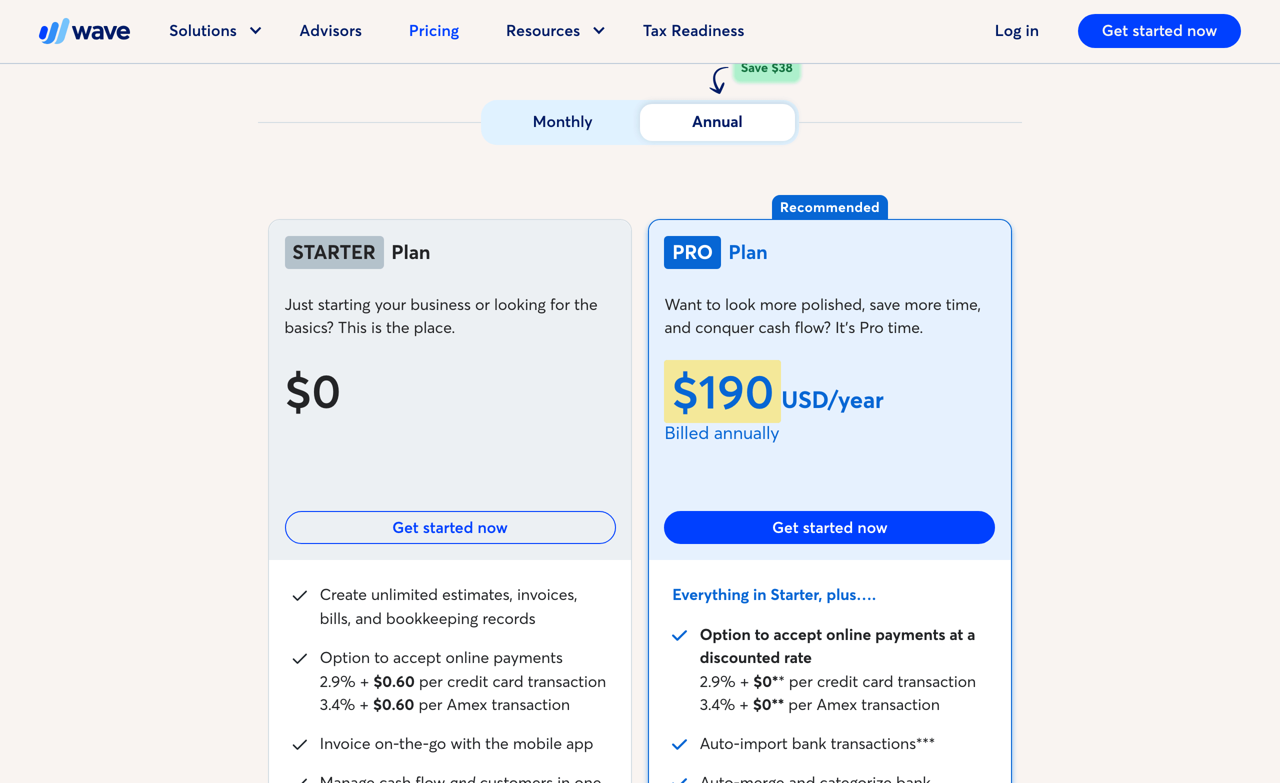 Wave pricing showing the free Starter plan beside the $190 annual Pro plan and their payment-fee differences.